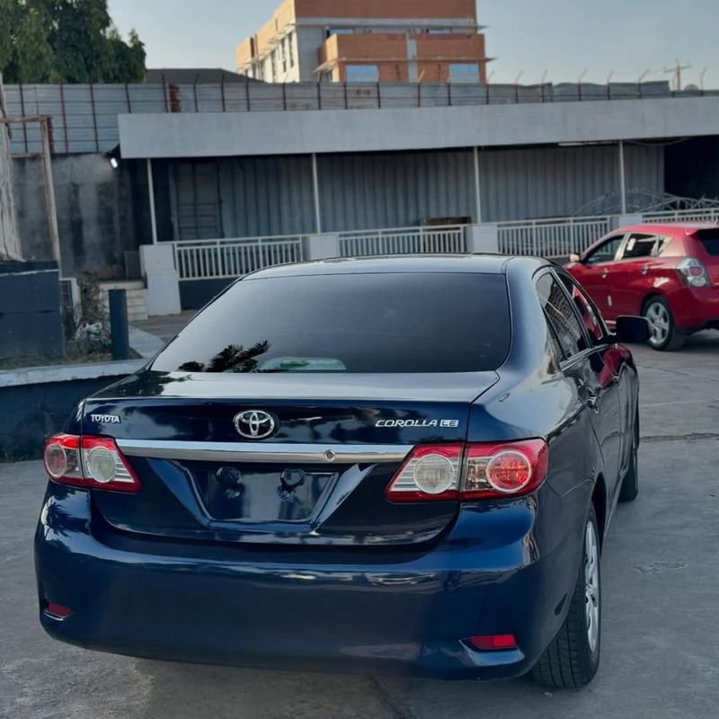 Thumbnail 11 of 2013 Toyota Corolla
